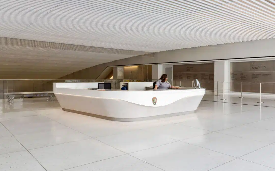 The Gateway Arch Museum – Desks